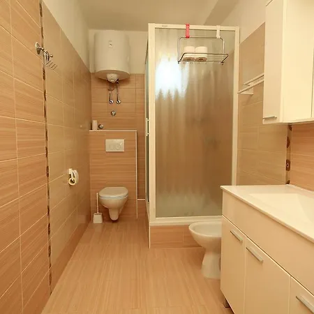 Kurilj מאקרסקה