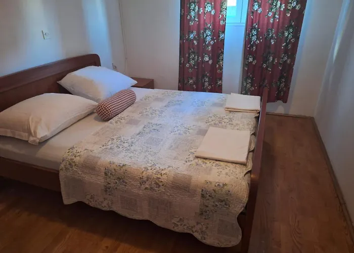 Appartamento Kurilj Makarska