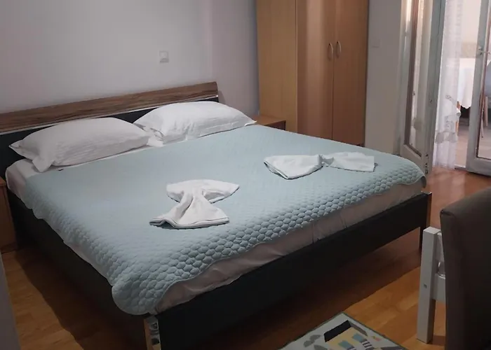 Kurilj Appartamento Makarska