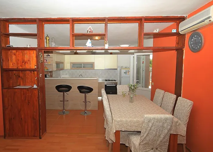 Appartamento Kurilj *