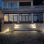 Apartment Kurilj *