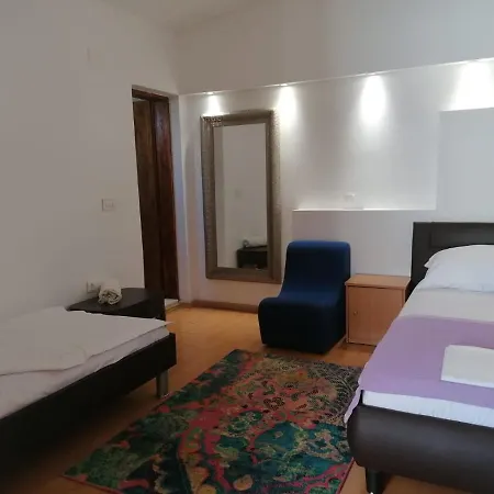 Kurilj Appartement *