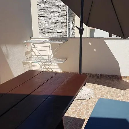 Apartment Kurilj