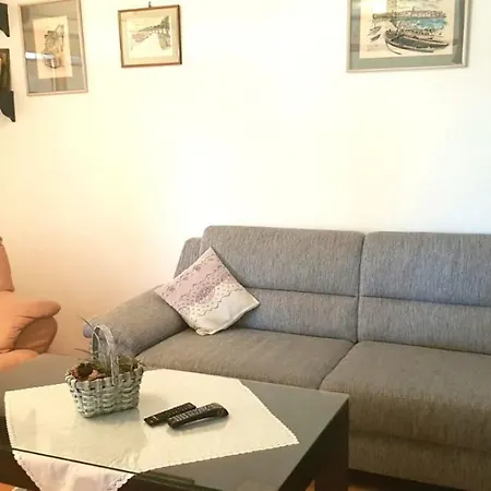 Apartment Kurilj