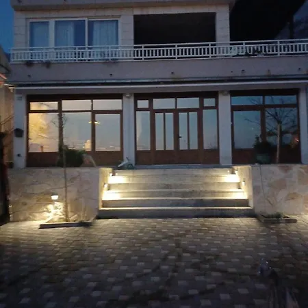 Apartment Kurilj *