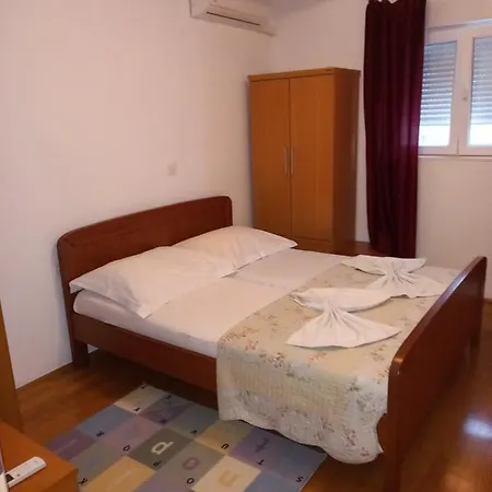 Kurilj Apartment