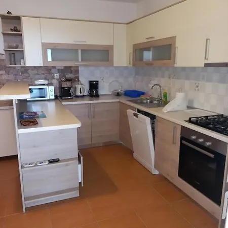 Apartment Kurilj *
