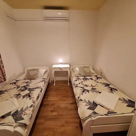 Apartment Kurilj *