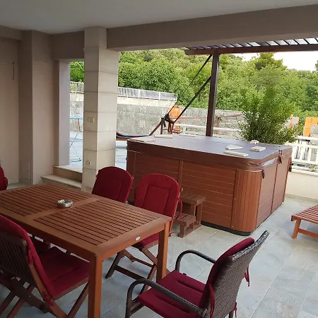 Appartement Kurilj *